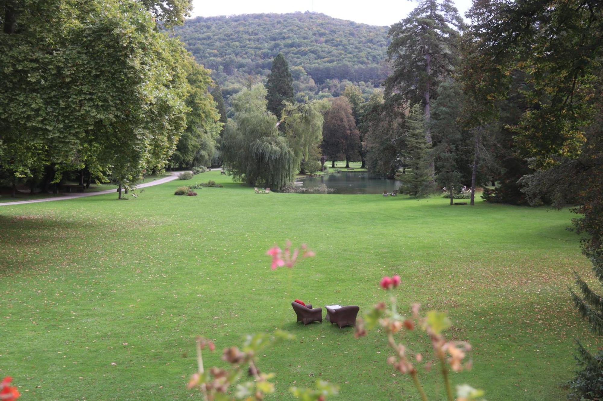 Abbaye De La Bussiere Hotel Exterior photo