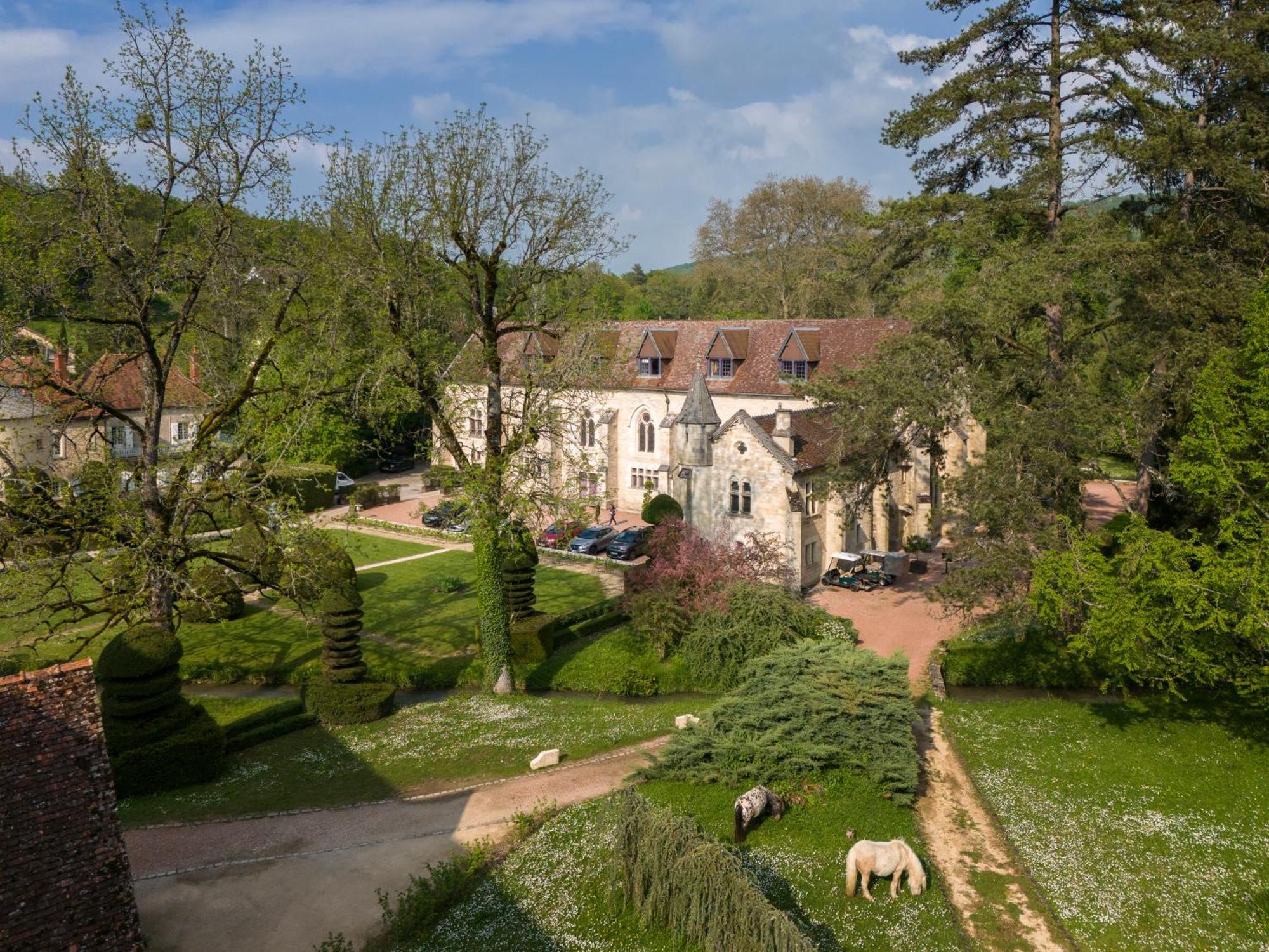 Abbaye De La Bussiere Hotel Exterior photo